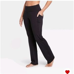 Curvy highrise size large SHORT, straight leg